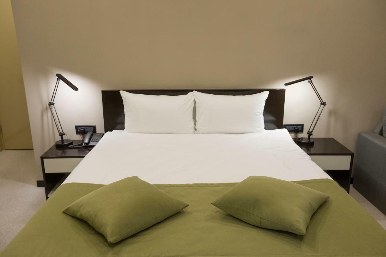 Annabella Boutique Hotel Yerevan Bagian luar foto